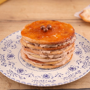 Mille-feuille Cake of Olive Oil Tarts with Chocolate Cream