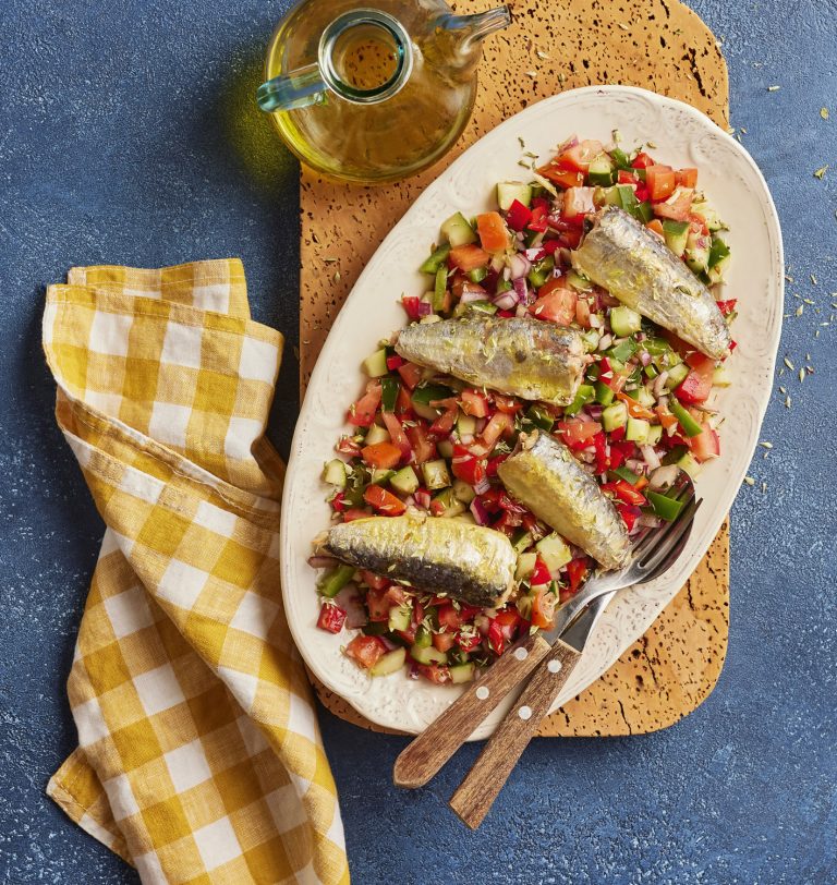 Salada à Algarvia com Sardinhas